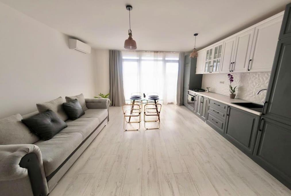 Urban Confort. Apartament Modern Si Luminos Rebreanu Тимишоара Экстерьер фото