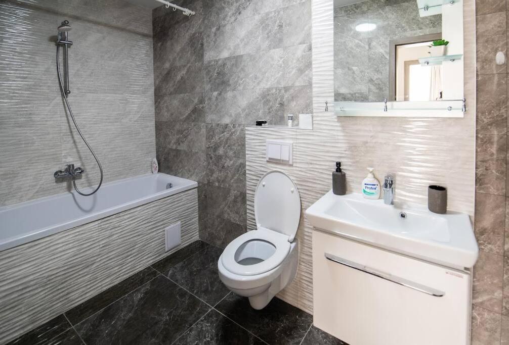 Urban Confort. Apartament Modern Si Luminos Rebreanu Тимишоара Экстерьер фото